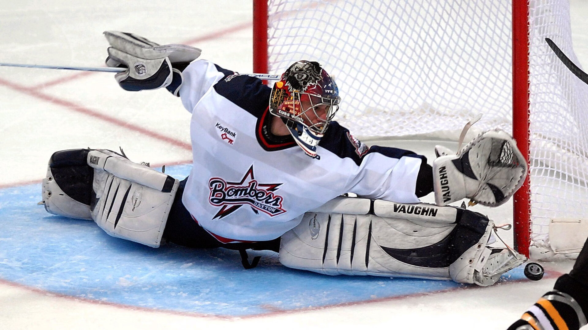 乒乓球比赛现场气氛火热